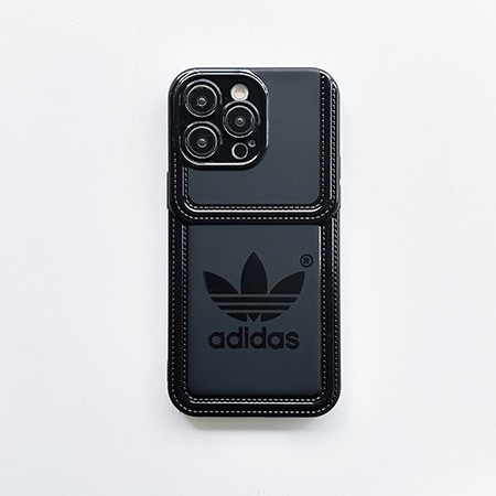 adidas アイフォン 15 プロスマホケース