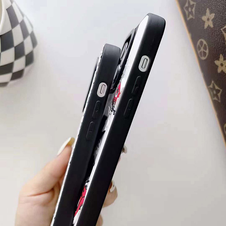 iphone15 携帯ケース スニーカー シリコン