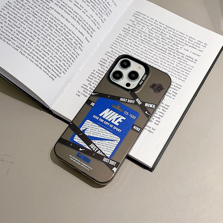 nike アイフォン15 スマホケース シリコン 半透明