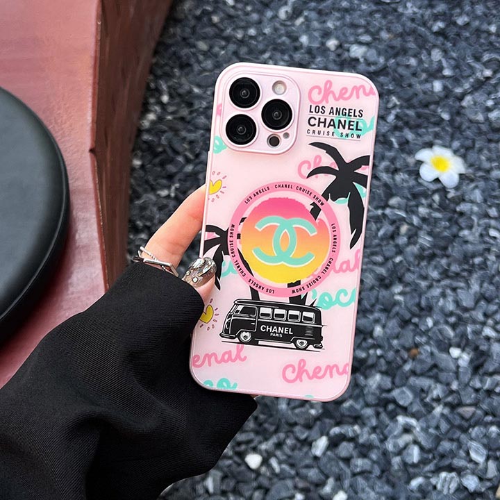 シャネル iphone15 ケース ピンク 少女
