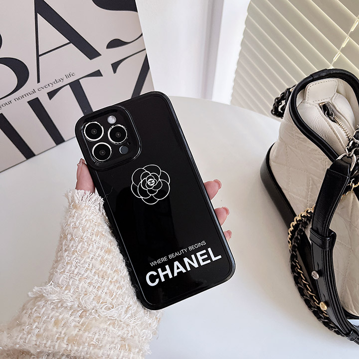 Chanel iphone15 カバー シンプル