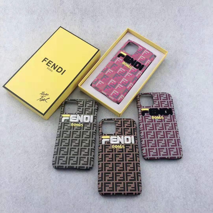 FENDI iphone15 スマホケース 男女兼用